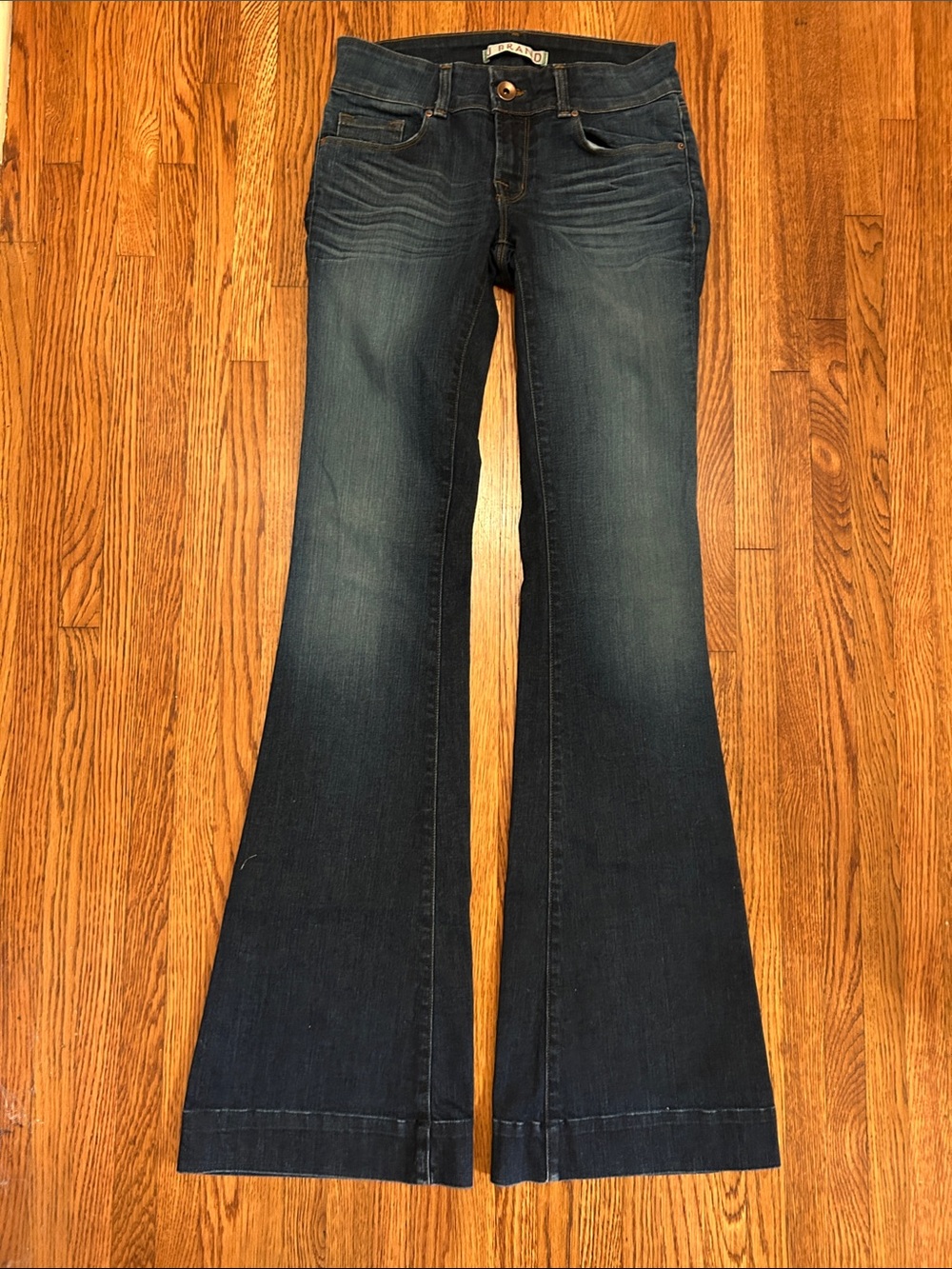 J Brand women’s flare Love Story jeans 26